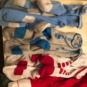 8 pair of Nike socks